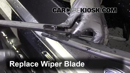 Rear Wiper Blade Change Ford Expedition (2007-2017) - 2015 Ford